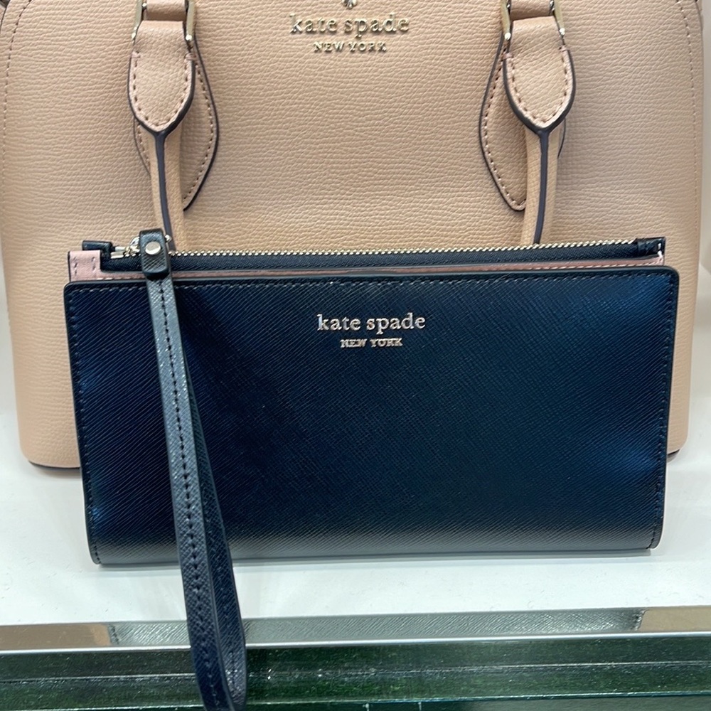 Kate Spade Spencer Continental Wristlet
Black - Picture 14 of 16